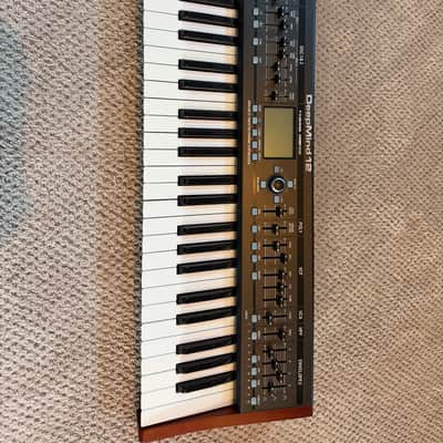 Behringer DeepMind 12 49-Key 12-Voice Polyphonic Analog Synth 2016 - Present - Black