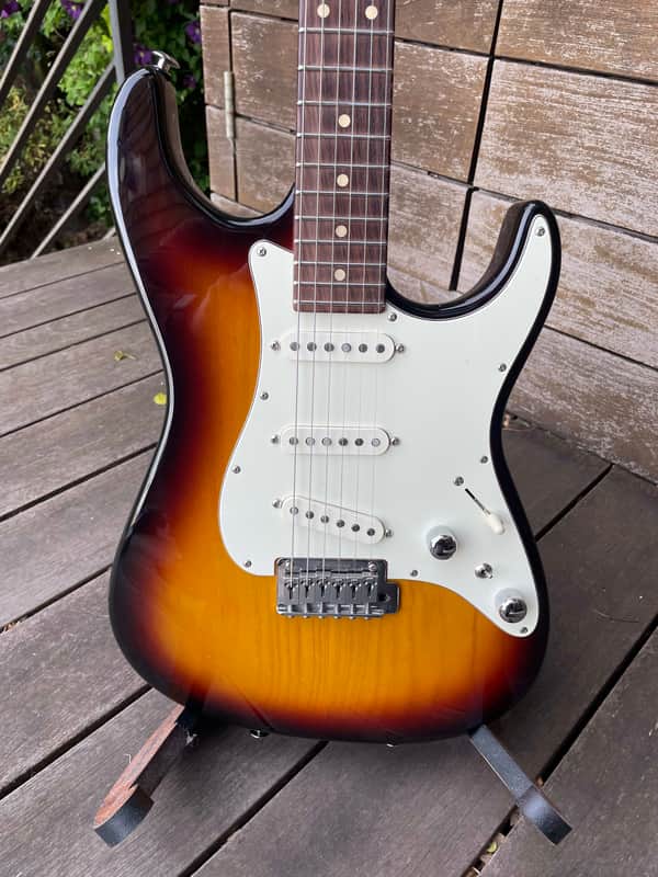 2005 Tom Anderson Classic - 3-Color Burst image 1