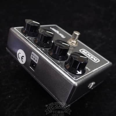 MXR M-117R flanges image 2