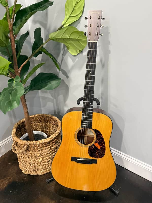 Martin D-18GE Golden Era