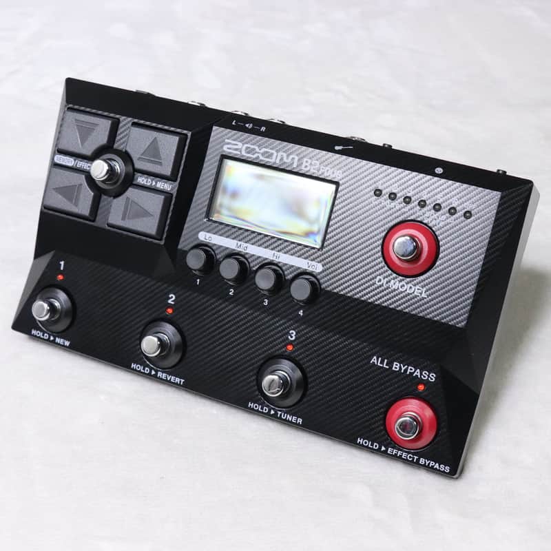Zoom B2 Four