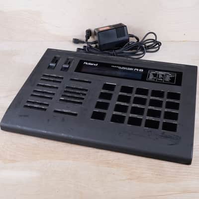 Roland R-8 Human Rhythm Composer 1990 Black w/ Power Supply