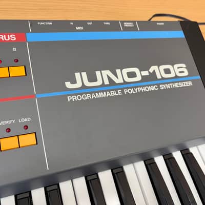 ✅ Sale ✅ Roland Juno-106  ✅ incl Original Hard Case  ✅Perfect Working image 9