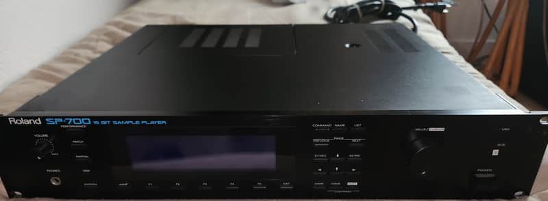 Roland SP-700 Sampler 1980s - Black image 1