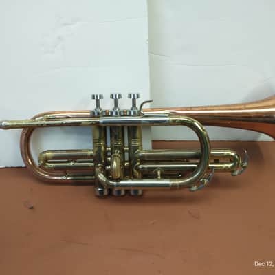Conn DIRECTOR 1956 - lacquered brass with coprion (copper) bell tube and nickel top and bottom caps image 3