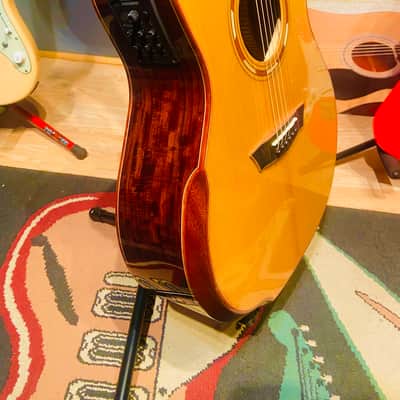 Washburn WCG25SCE Comfort Series Grand Auditorium Cutaway with Electronics 2010s - Natural image 2