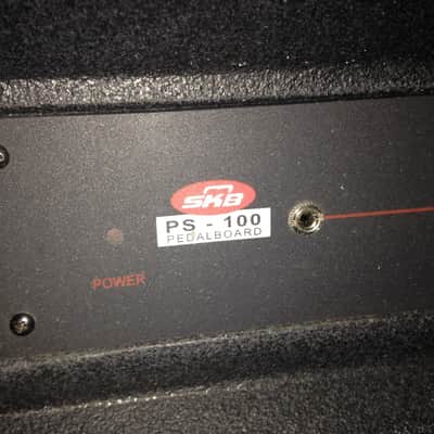 SKB PS-100 Powered Pedalboard With Rack Space image 5