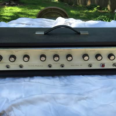 Silvertone Model 1465 Solid State 150 Guitar Head