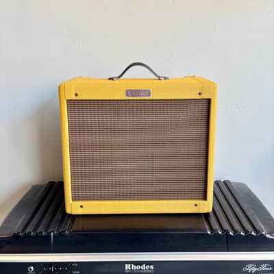 Fender Blues Junior - Combo Amp - Tweed image 1