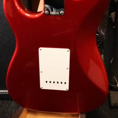 Fender American Vintage II 1965 Stratocaster Candy Apple Red image 5