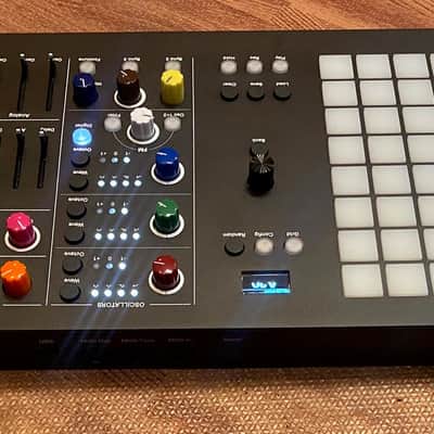 Polyend Dreadbox Medusa Hybrid Synthesizer 2018 - 2021 - Black image 2