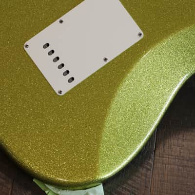 Minty! 2008 Fender Dick Dale Stratocaster Chartreuse Sparkle + COA OHSC image 16
