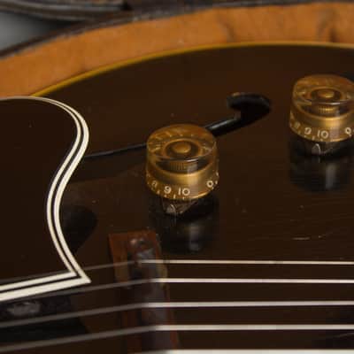 Gibson ES-175 Arch Top Hollow Body Electric Guitar (1952), ser. #A-10067, period brown hard shell case. image 14