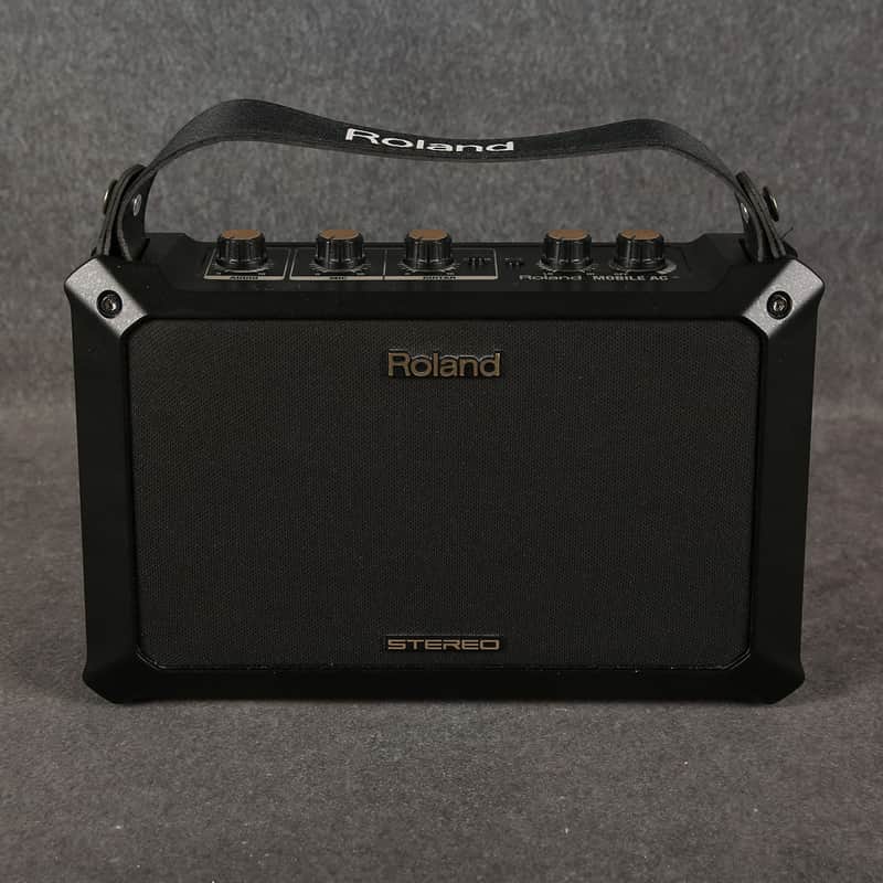 Roland MOBILE AC Acoustic Chorus Guitar Amp - 2nd Hand image 1