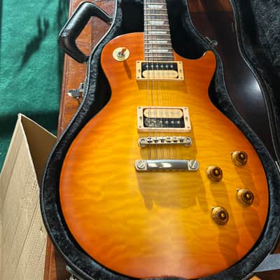 Tokai  Love Rock Model 2002 Honey Gold Quilted Finish image 8