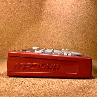 Akai MPC1000 – Max RAM 128 – JJ OS ver 3.16 – Serviced – Warranty image 4