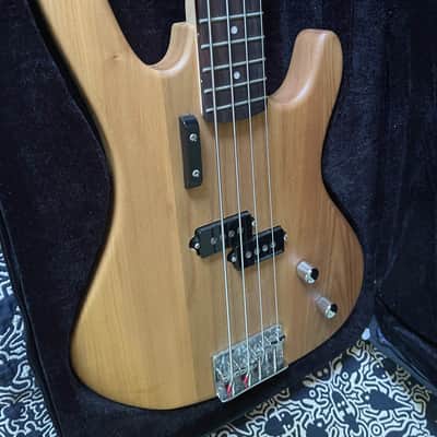 Washburn Bantam XB100 Natural w/ Case & Seymour Duncan Basslines image 3