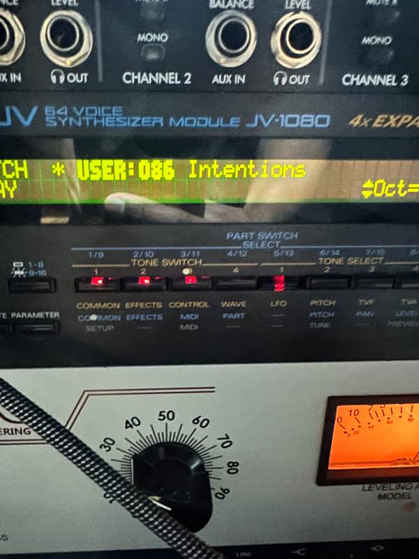 Roland JV-1080 64-Voice Synthesizer Module | Reverb Canada