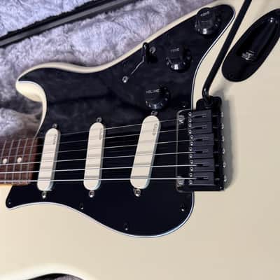 Fender American Stratocaster – Olympic White – EMG DG20 (David Gilmour) Upgrades image 7