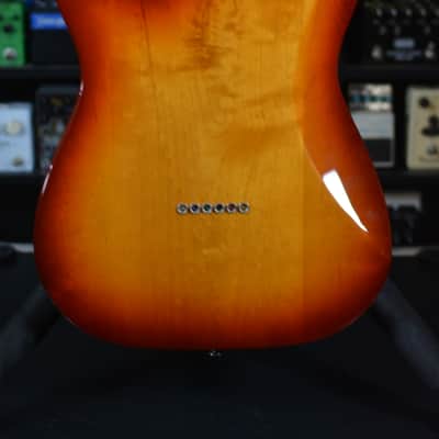 Fender Player Plus Nashville Telecaster with Pau Ferro Fretboard 2023 - Present - Sienna Sunburst image 15