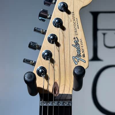 Fender Stratocaster Ultra Crimson Burst 1993 All original With full Case Candy AMAZING! image 5