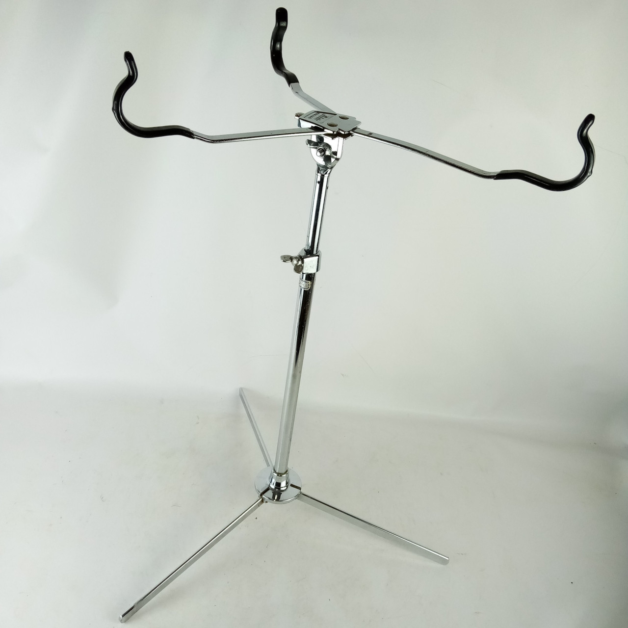 Ludwig Flat-Base S260 Standard Model Tripod+Atlas Basket Snare Drum Stand Flush — main photograph