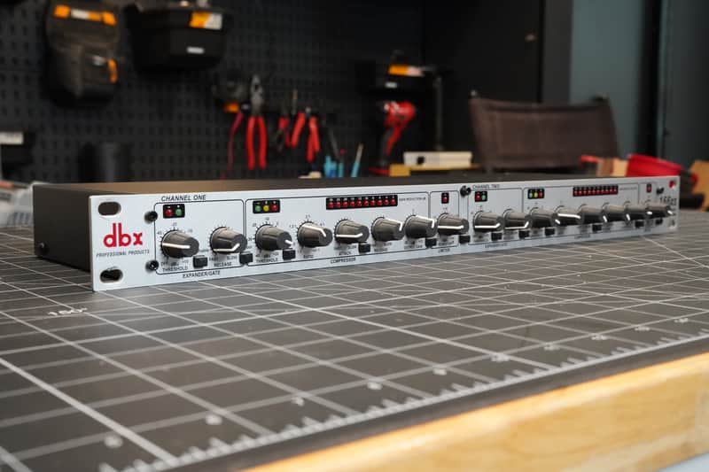 dbx 166xs Dual-Channel Compressor / Limiter / Gate 2010s - Silver image 1