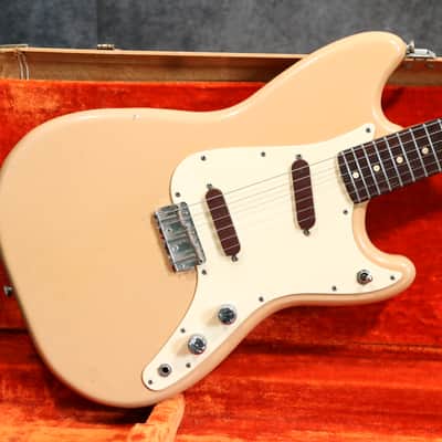 1961 Fender Duo-Sonic - Desert Sand - OHSC image 3
