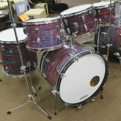 *Vintage* 1968 Ludwig Psychedelic Red Double Bass Drum Set image 4