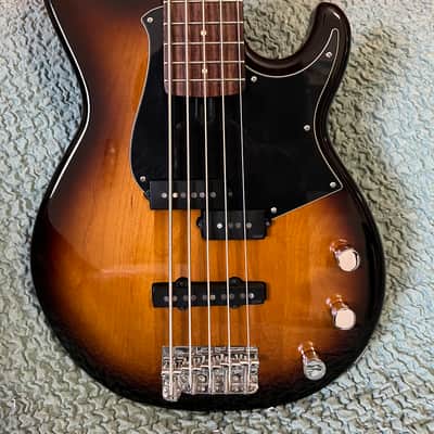 Yamaha BB435