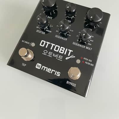 Meris Ottobit Jr. 2010s - Black image 2
