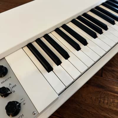 Mellotron M4000D Mini - Mint Condition image 4