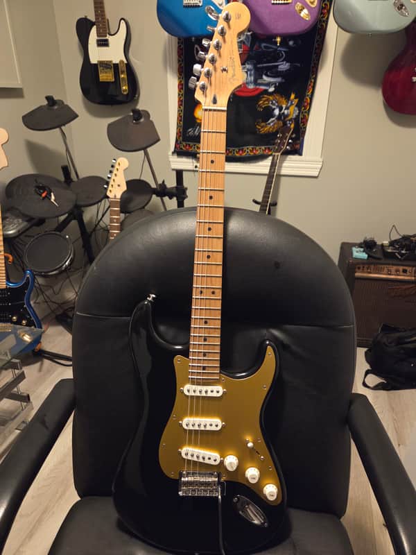 Fender FSR Special Edition Player Stratocaster with Maple