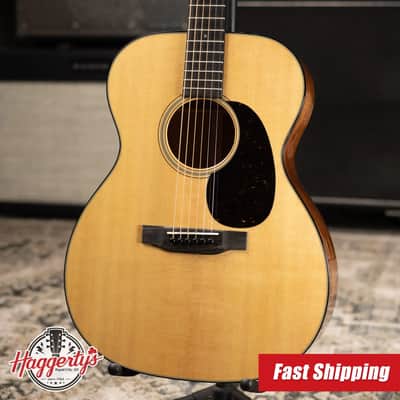 Martin 000-18 Standard Series Acoustic Guitar with Hardshell Case image 1