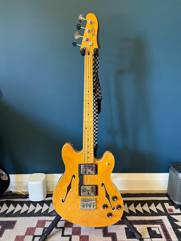 Fender Starcaster® Bass, Maple Fingerboard, Natural 2013 - Gloss Polyester image 1