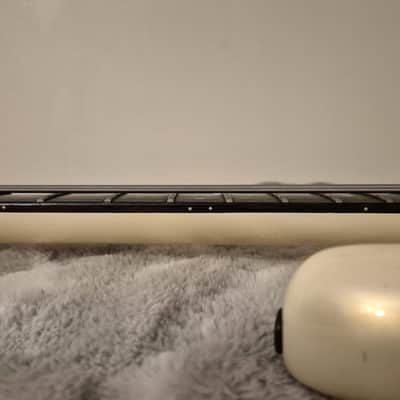 TUNE Bass Maniac TB-02PJ - 1988 - MIJ - Vintage White - 4-String - Active - Made in Japan image 17
