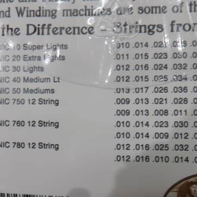 Nicola NIC50 92/8 Formula Phosphor Bronze Medium .013-.058 Acoustic Guitar Strings image 5