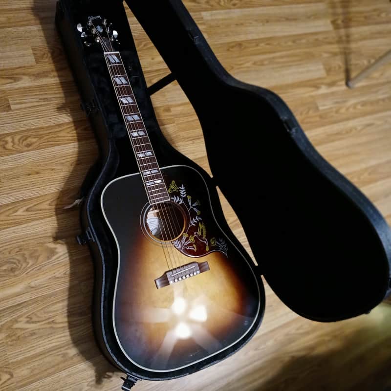 Gibson Hummingbird Standard 2024 - Present - Tri Burst