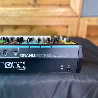 Moog Grandmother 32-Key Semi-Modular Analog Synthesizer (USA) - Black / Multi-Colored Panel image 13