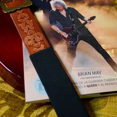 Righton Straps  Super Pack Brian May Book & Legend BM Bohemian Strap Leather image 2