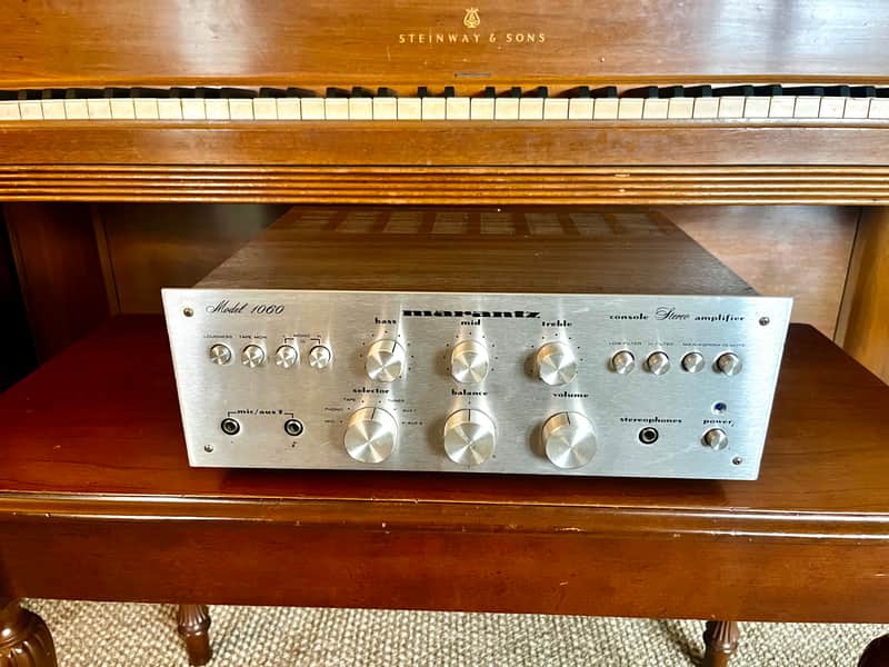 Marantz Model 1060 Integrated Stereo Amplifier, Vintage