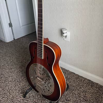 Fender Paramount PR-180E Resonator 2022 - Present Aged Cognac Burst image 3