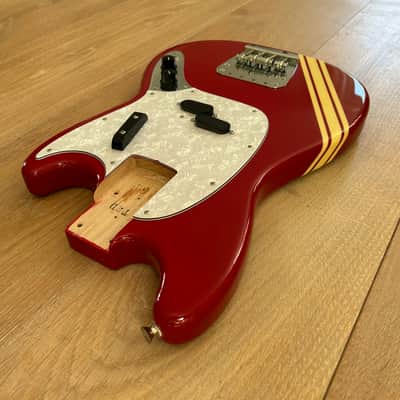 CIJ Fender Mustang Bass Body Racing Competition Trans Red (2008) - LOADED image 5