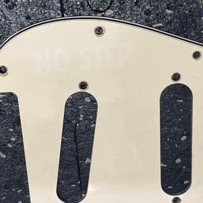Fender Stratocaster pickguard 1970-72 1970 - W/B/W image 4