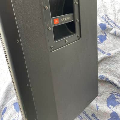 JBL SRX 715 GREAT CONDITION W/ Padded Covers and 3 way cables -Stands image 8