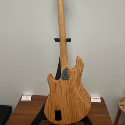 Fender American Deluxe Dimension Bass IV with Maple Fretboard 2014 - 2016 - Natural image 6