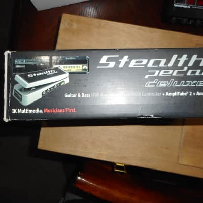 IK Multimedia Stealth Pedal DELUXE Usb Audio Interface, Controller Midi, Effects New in the box, Never opened image 3
