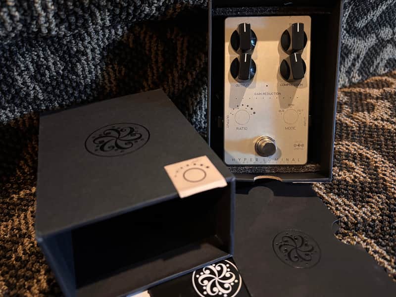 Darkglass Electronics Hyper Luminal Hybrid Compressor 2018 - Present - Silver image 1
