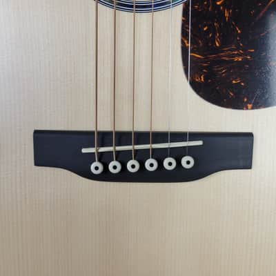 2025 Martin D JR-E Dreadnought Junior - Natural image 14