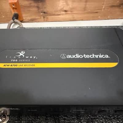 Audio-Technica Wireless Guitar System Receiver & Transmitter ATW-R700 & ATW-T701 image 6